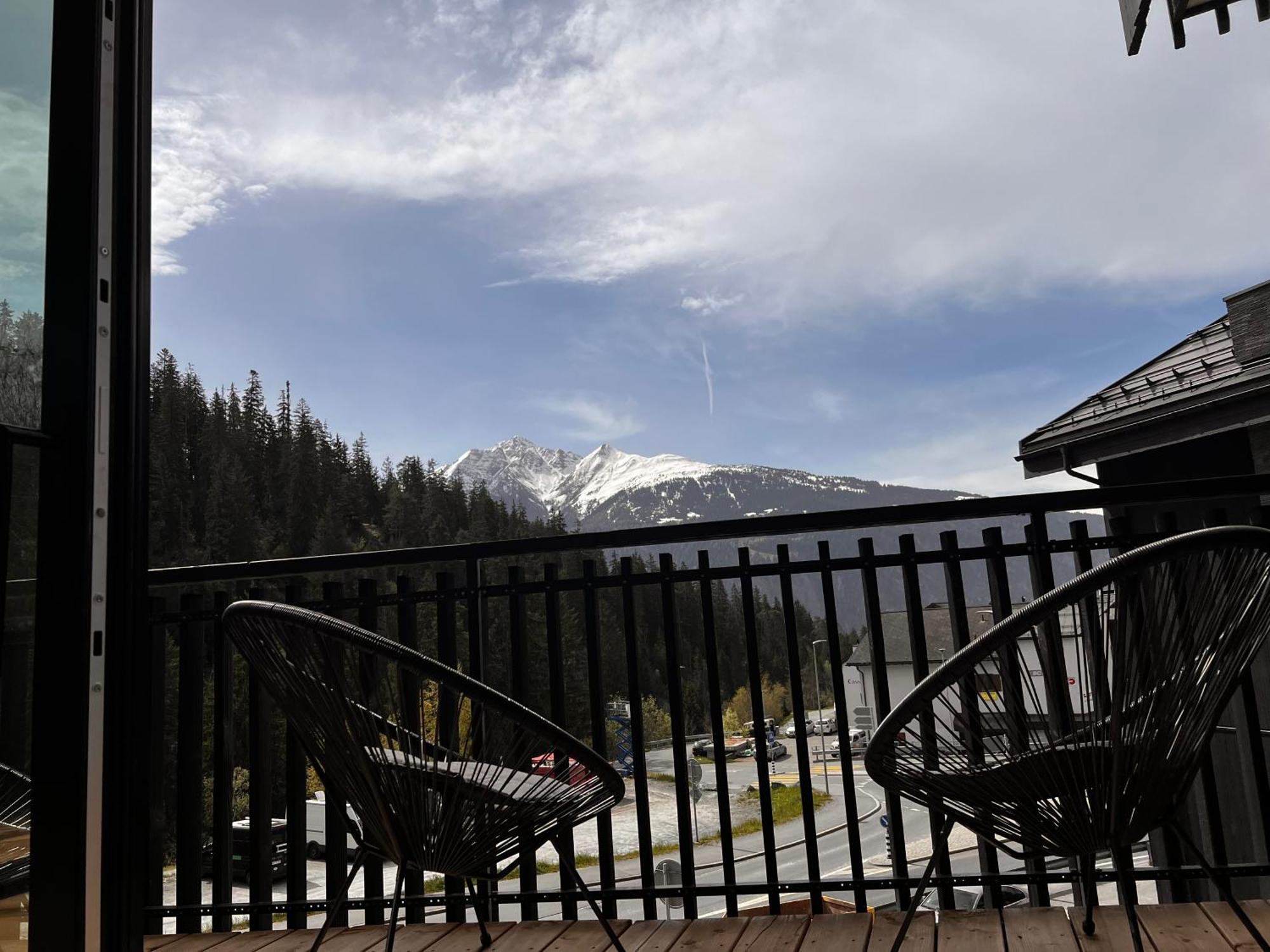 Black Summit Boutique Resort Laax Exterior photo