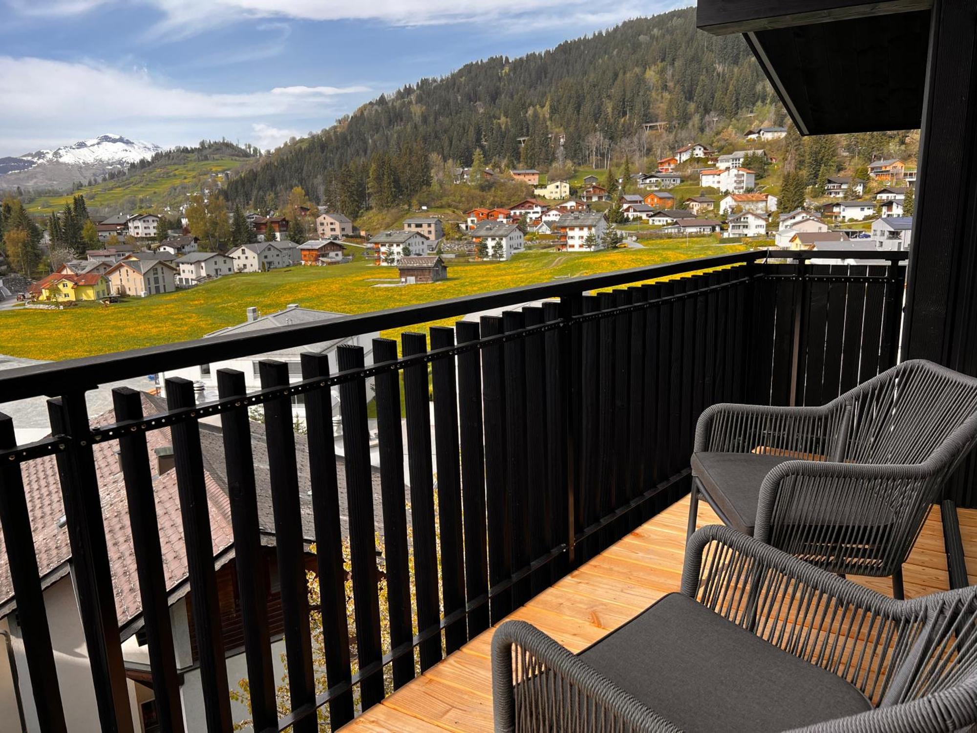 Black Summit Boutique Resort Laax Exterior photo